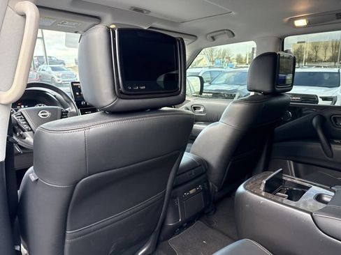 Used 2022 Nissan Armada Platinum w/ Captain's Chairs Package image 8