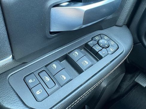 Used 2026 RAM 2500 Big Horn AWD/4WD image 16
