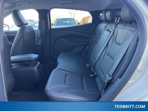 Certified 2025 Ford Mustang Mach-E Premium image 12