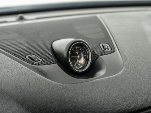 Used 2017 Maserati Levante S image 28