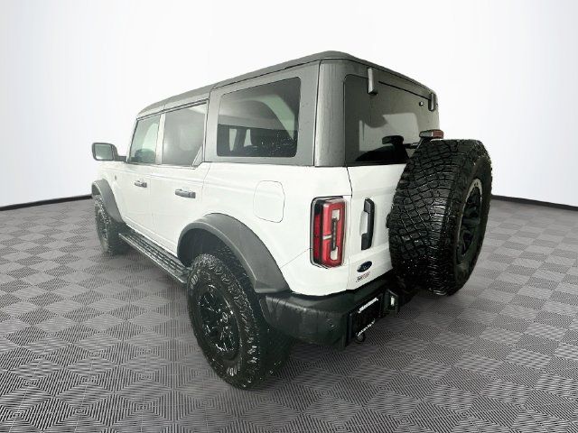 Certified 2023 Ford Bronco Wildtrak AWD/4WD image 10