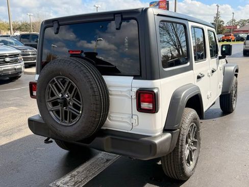 New 2026 Jeep Wrangler Unlimited Sport AWD/4WD image 9