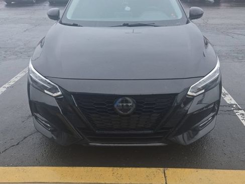 Used 2023 Nissan Sentra SR w/ Midnight Edition Package FWD image 4