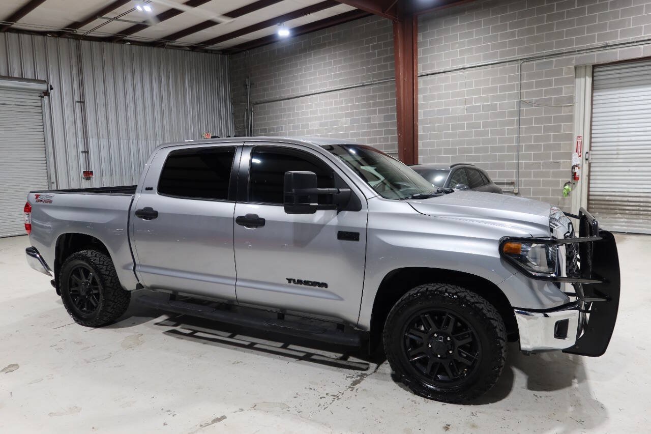 Used 2021 Toyota Tundra SR5 w/ SR5 Upgrade Package AWD/4WD image 7
