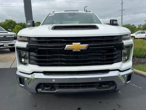 New 2026 Chevrolet Silverado 2500 W/T w/ WT/CX Safety Package AWD/4WD image 2