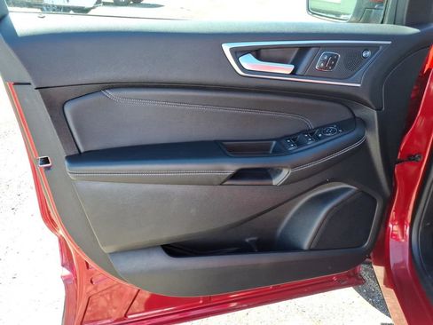 Used 2024 Ford Edge Titanium w/ Equipment Group 301A AWD/4WD image 13