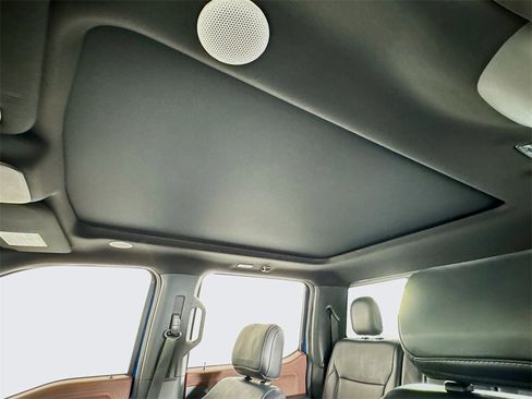 Used 2021 Ford F150 Lariat w/ Equipment Group 502A High image 22