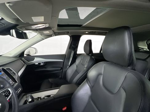 Used 2023 Volvo XC90 B5 Core w/ Protection Package Premier image 22