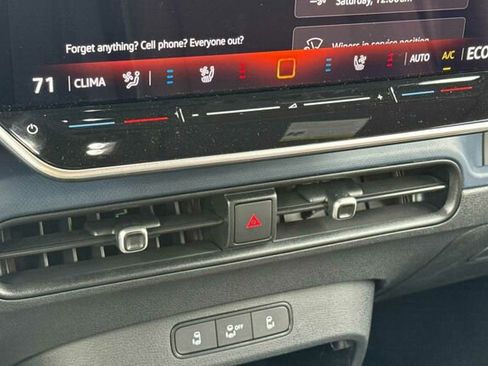 New 2025 Volkswagen ID. Buzz Pro S image 22