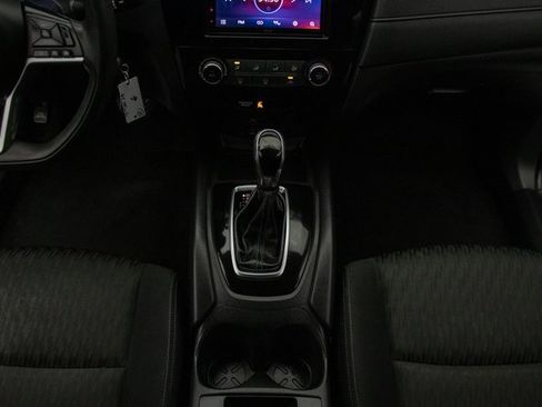 Used 2017 Nissan Rogue S image 24