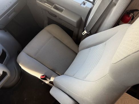 Used 2022 Ford E-450 and Econoline 450 Super Duty w/ Motorhome Prep Package image 53