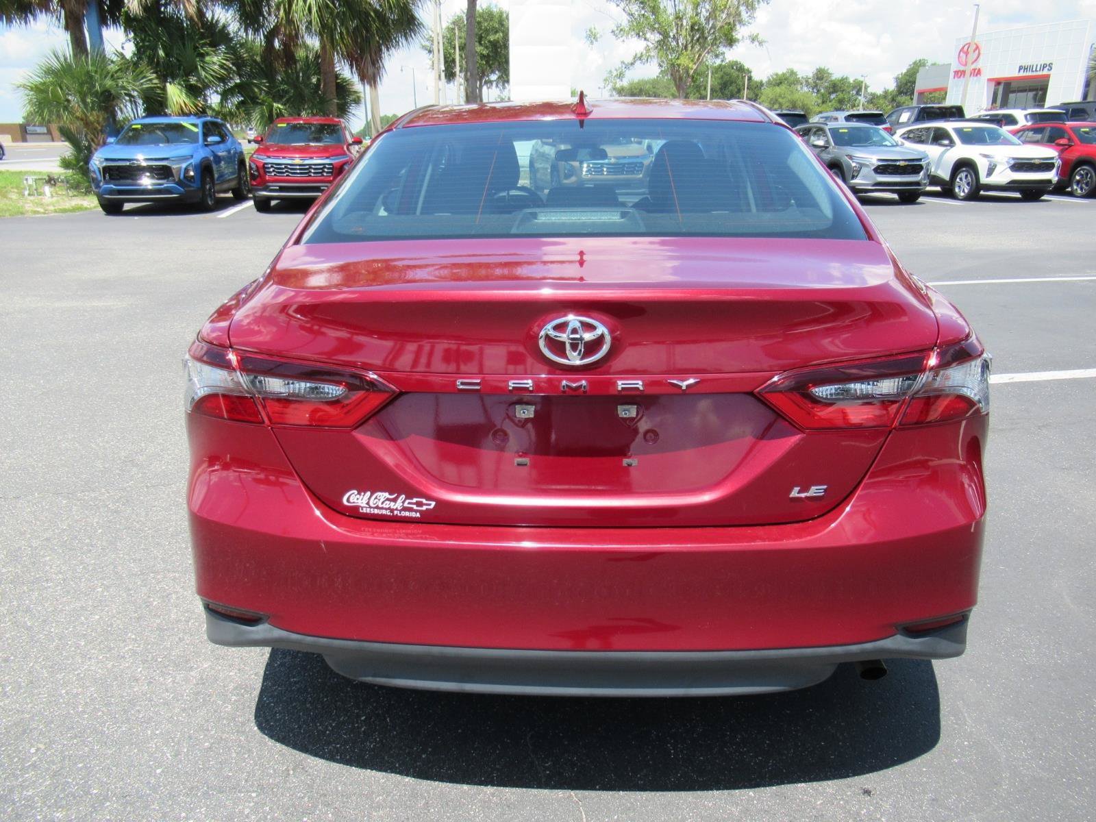 Used 2021 Toyota Camry LE FWD image 6
