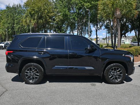Certified 2025 Toyota Sequoia Platinum AWD/4WD image 5