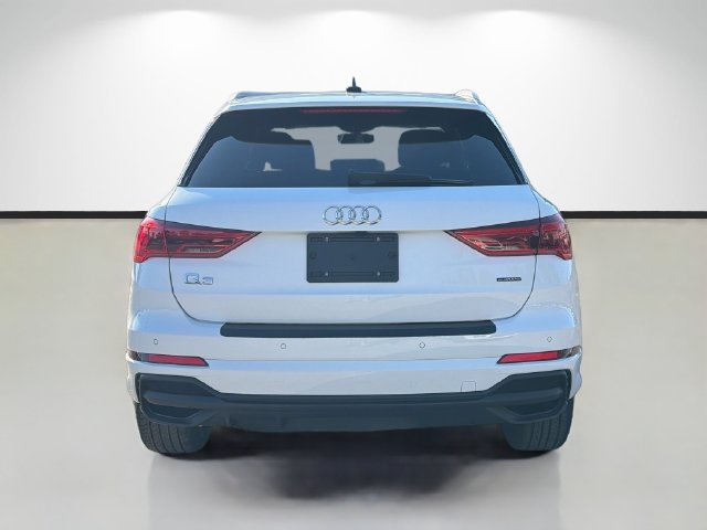 Used 2024 Audi Q3 2.0T Premium AWD/4WD image 4