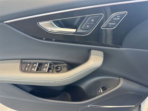 New 2025 Audi Q8 Premium Plus image 13
