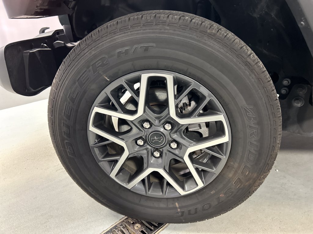 Used 2026 Jeep Wrangler Unlimited Sahara AWD/4WD image 9