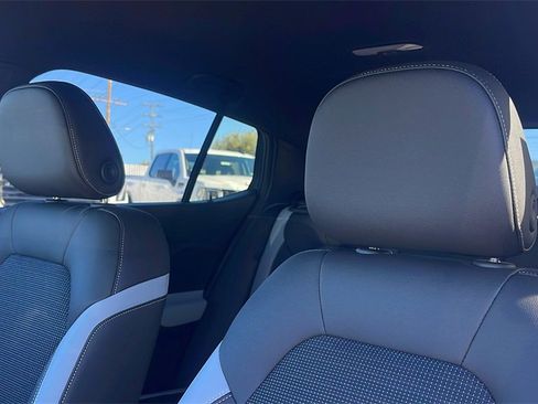 New 2025 Buick Envista Preferred w/ Convenience I Package image 11