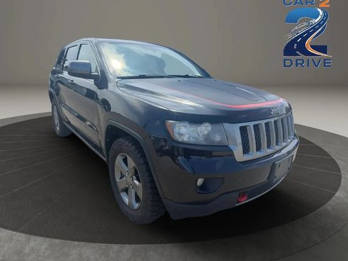 Used 2013 Jeep Grand Cherokee Trailhawk AWD/4WD image 4