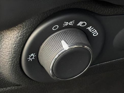 Used 2023 Dodge Durango GT image 22