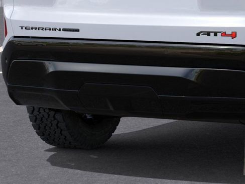 New 2026 GMC Terrain AT4 w/ LPO, Black Badging Package AWD/4WD image 15