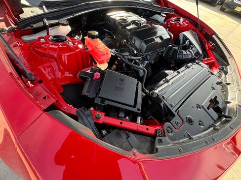 Used 2020 Chevrolet Camaro LT image 50