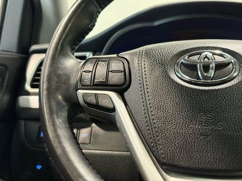 Used 2019 Toyota Highlander Limited image 67