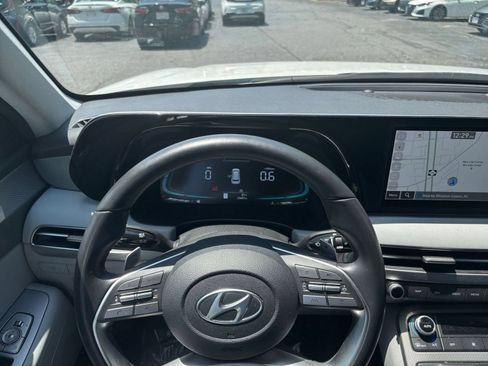 Used 2025 Hyundai Palisade SEL FWD image 32