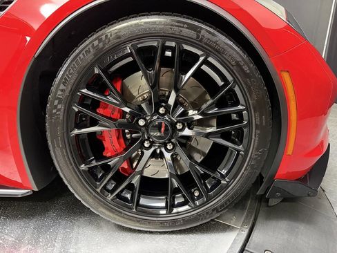 Used 2017 Chevrolet Corvette Z06 image 13