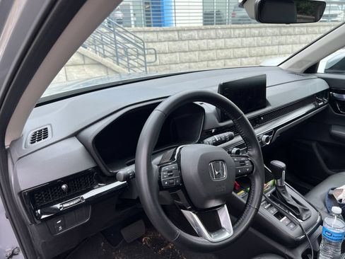Used 2025 Honda CR-V EX-L image 7