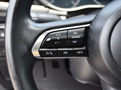 Used 2025 MAZDA MAZDA3 s FWD image 27