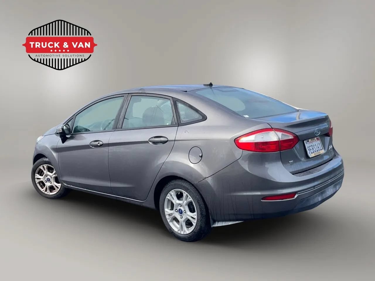 Used 2014 Ford Fiesta SE FWD image 4