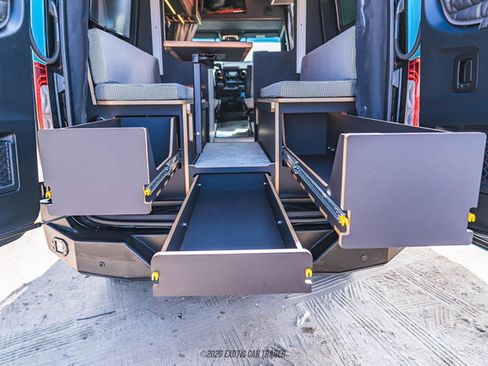 Used 2024 Mercedes-Benz Sprinter 2500 image 62