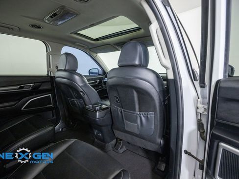 Used 2022 Kia Telluride S FWD image 36