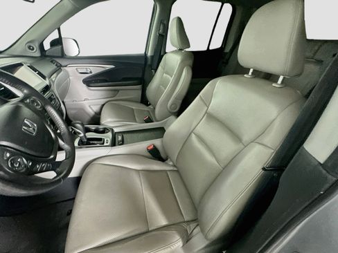 Used 2019 Honda Ridgeline RTL-T image 13
