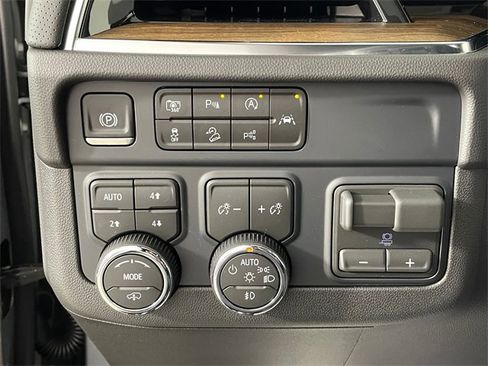 New 2026 Chevrolet Tahoe High Country image 11