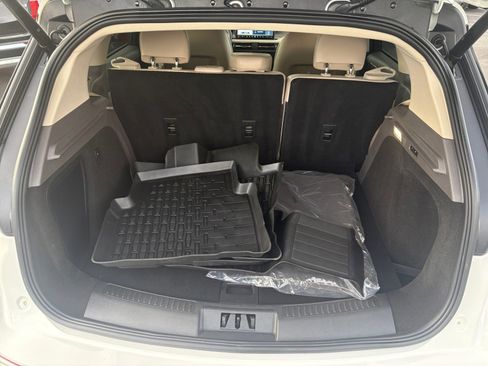 Certified 2024 Lincoln Corsair Premiere w/ Equipment Group 101A image 16