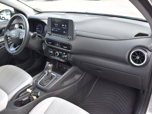Used 2023 Hyundai Kona SEL w/ Winter Weather Package FWD image 63