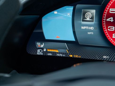 Certified 2022 Ferrari Roma image 38