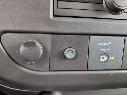 Used 2025 GMC Savana 3500 w/ Driver Convenience Package RWD image 6