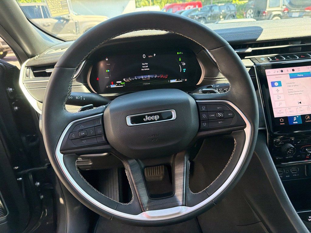 Used 2024 Jeep Grand Cherokee Limited 4xe AWD/4WD image 19