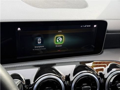 Used 2020 Mercedes-Benz CLA 250 image 52