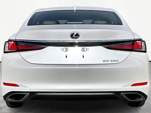 Used 2024 Lexus ES 350 w/ Premium Package image 6