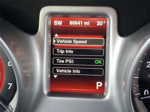 Used 2015 Dodge Journey R/T w/ Flexible Seating Group image 21