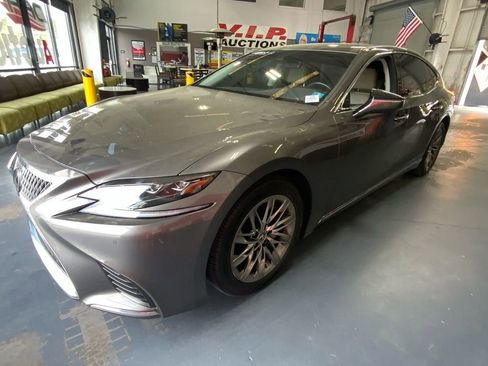 Used 2018 Lexus LS 500 image 1