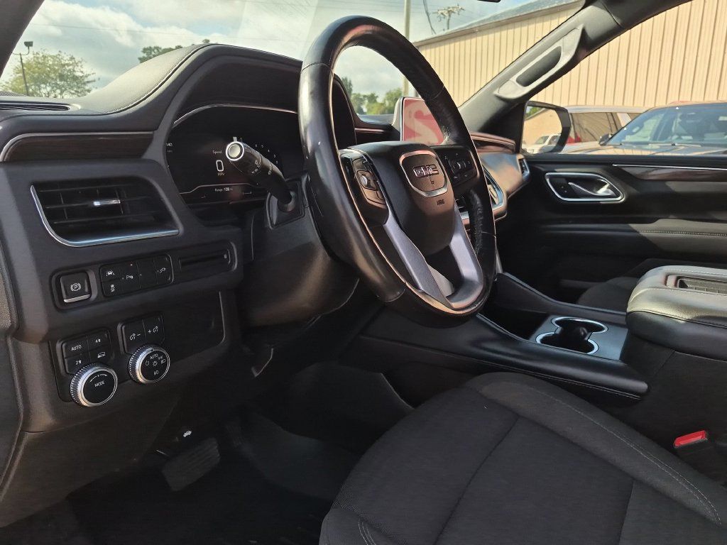 Used 2022 GMC Yukon SLE w/ Gmc Pro Safety Plus Package AWD/4WD image 14