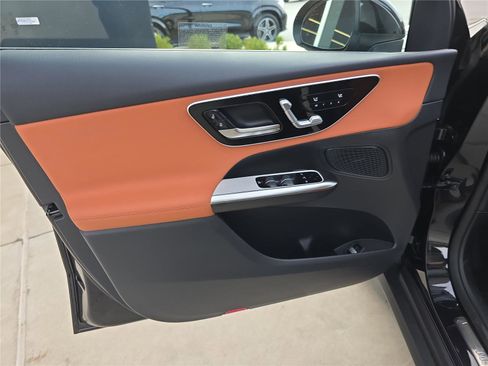 Used 2026 Mercedes-Benz GLC 300 4MATIC image 16