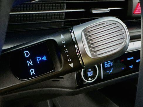 Used 2024 Hyundai Ioniq 6 SE image 19