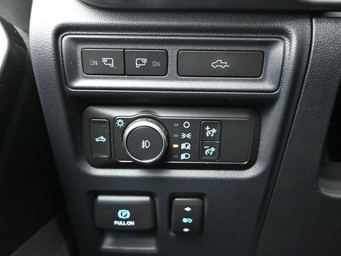 Used 2021 Ford F150 Lariat AWD/4WD image 17