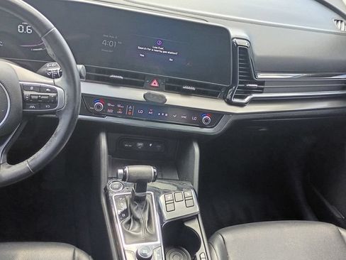 Used 2023 Kia Sportage EX FWD image 32