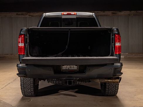 Used 2018 GMC Sierra 2500 Denali w/ Duramax Plus Package image 8